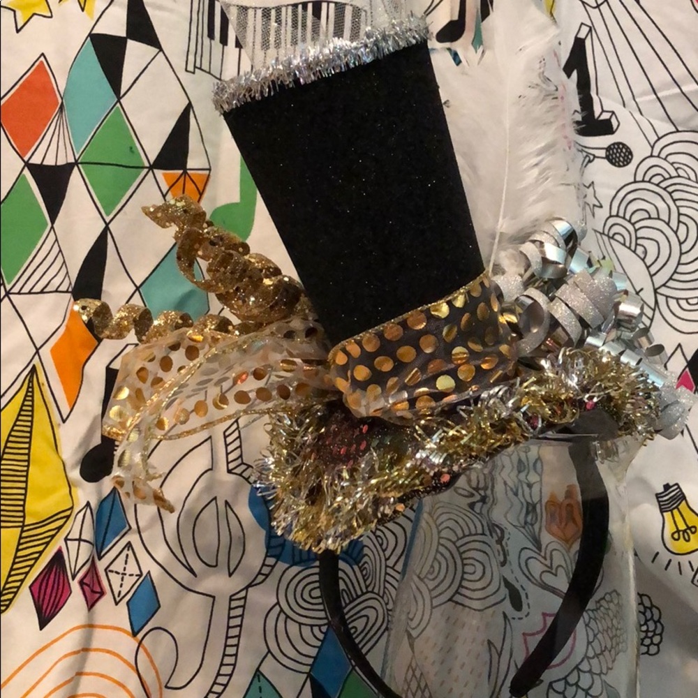 Headband Hat. Tacky / Ugly Christmas sweater